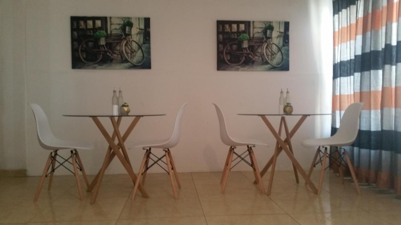 Denver Echo Exec. Guest House Maseru Bagian luar foto