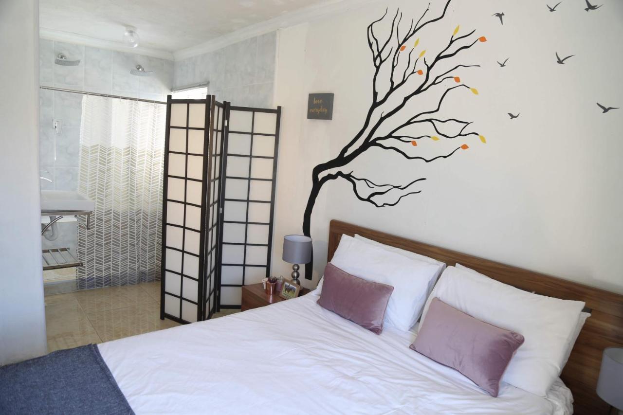 Denver Echo Exec. Guest House Maseru Bagian luar foto