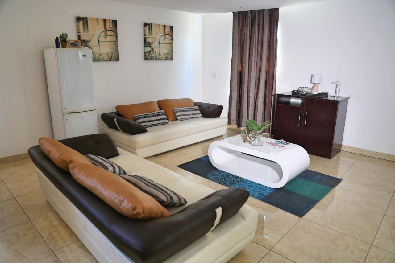 Denver Echo Exec. Guest House Maseru Bagian luar foto