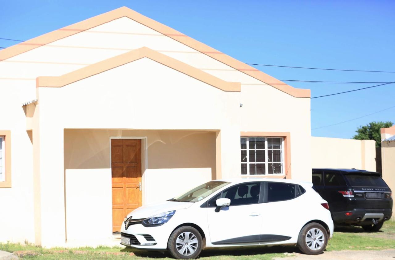 Denver Echo Exec. Guest House Maseru Bagian luar foto