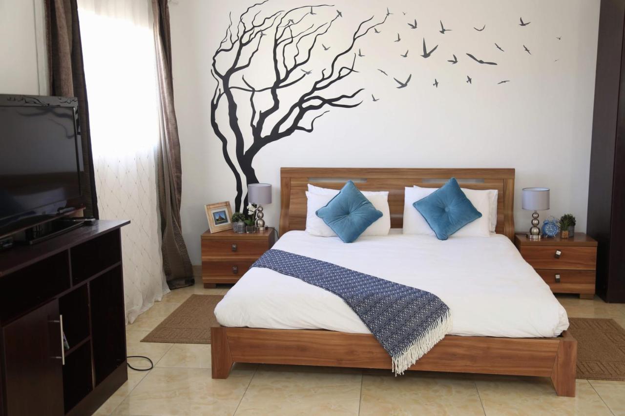 Denver Echo Exec. Guest House Maseru Bagian luar foto