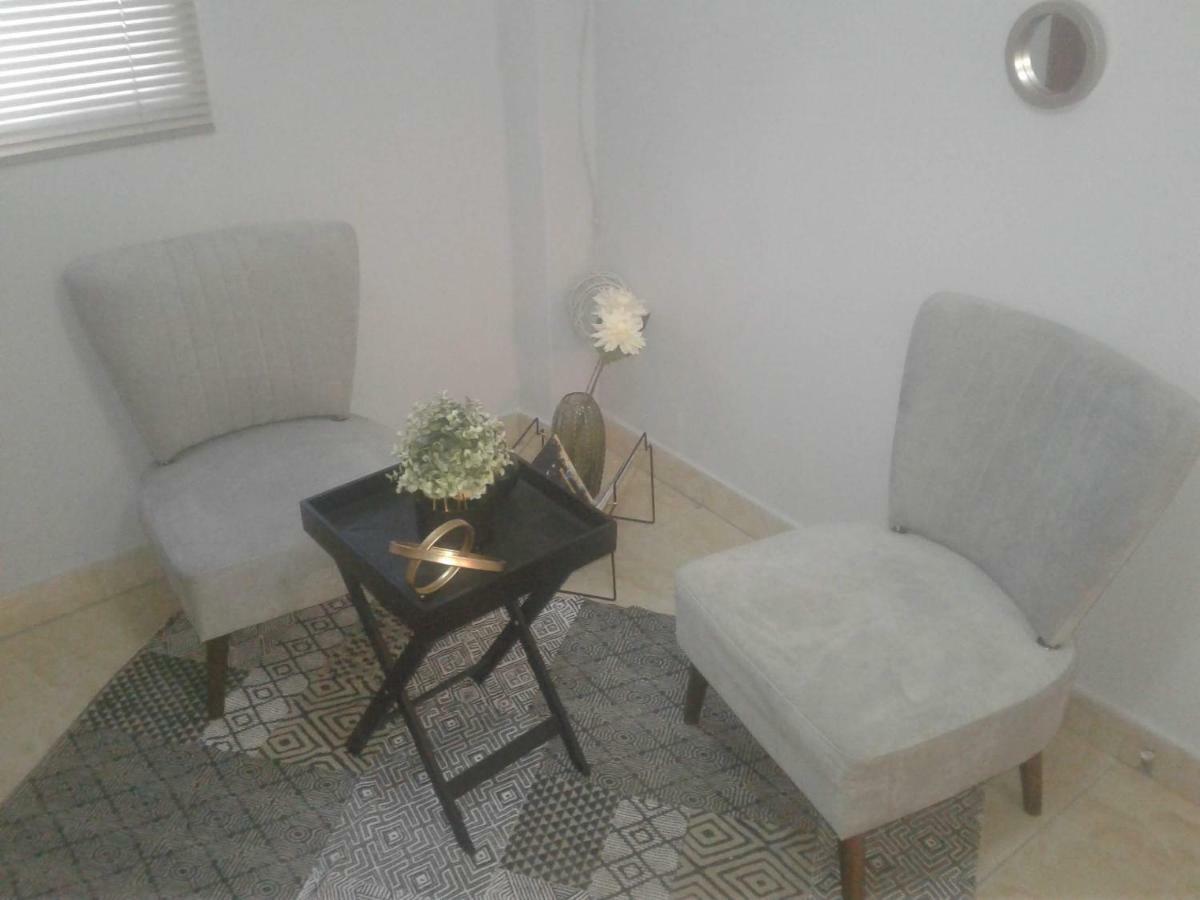 Denver Echo Exec. Guest House Maseru Bagian luar foto